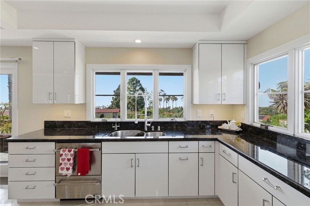 1400 Via Arco, Palos Verdes Estates, California 90274, 4 Bedrooms Bedrooms, ,1 BathroomBathrooms,Residential,For Sale,Via Arco,PV26073869
