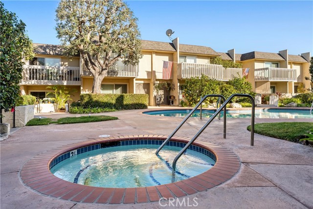 1200 Opal Street, Redondo Beach, California 90277, 2 Bedrooms Bedrooms, ,2 BathroomsBathrooms,Residential,Sold,Opal,SB21231367