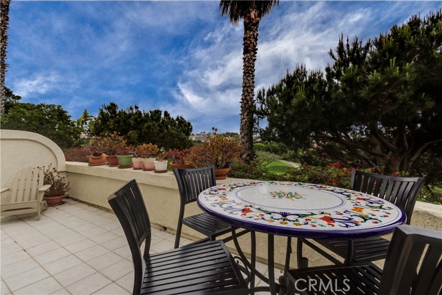 106 Tennis Villas Drive, Dana Point CA: https://media.crmls.org/medias/34fd8b85-2b3a-4dbe-af88-bebeeb625d84.jpg