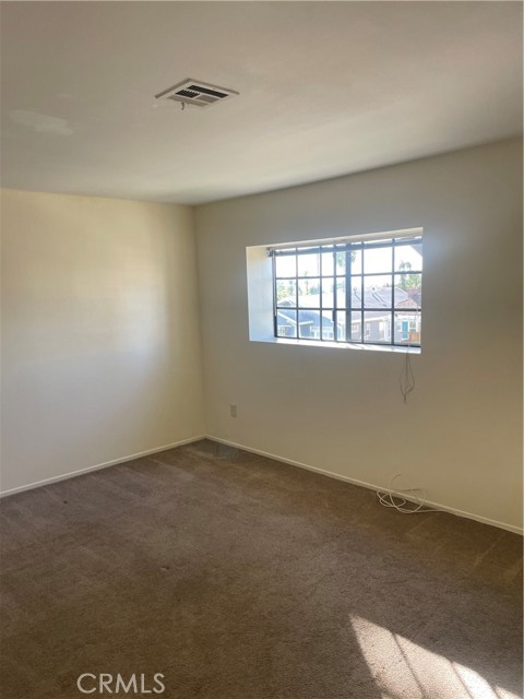 Detail Gallery Image 5 of 7 For 6008 Comstock Ave #E,  Whittier,  CA 90601 - 1 Beds | 1 Baths