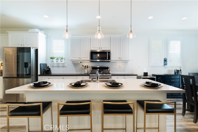 Detail Gallery Image 2 of 34 For 3664 E Happy Paseo, Ontario,  CA 91761 - 4 Beds | 3 Baths