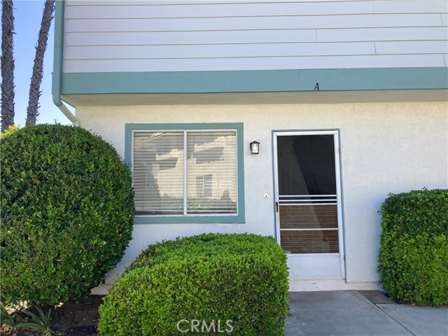 28601 Calle Del Lago, Murrieta CA: https://media.crmls.org/medias/34ffe1d0-f442-4f83-a275-dba1a5bc789d.jpg