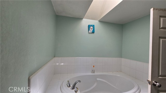 Detail Gallery Image 30 of 41 For 6106 Guilford Cir, Magalia,  CA 95954 - 4 Beds | 3 Baths