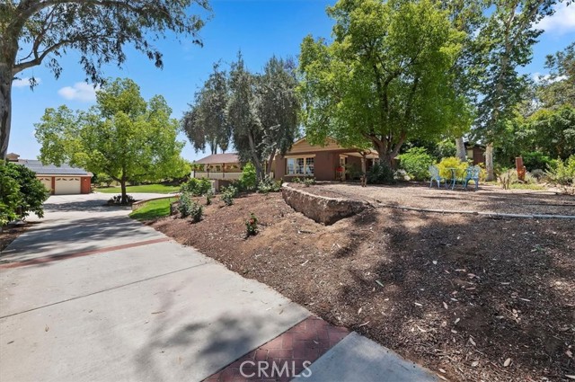 Detail Gallery Image 5 of 74 For 8180 Victoria Ave, Riverside,  CA 92504 - 4 Beds | 1/2 Baths