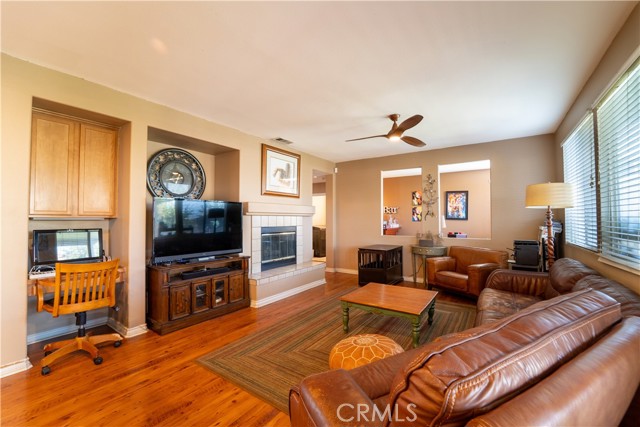 Detail Gallery Image 17 of 50 For 14925 Stephenson, Moreno Valley,  CA 92555 - 5 Beds | 2/1 Baths