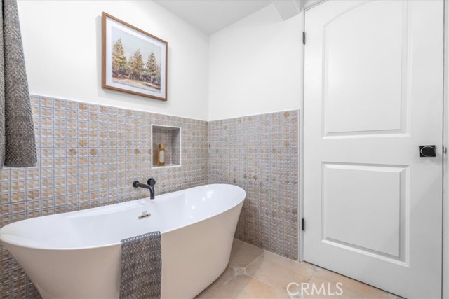 Detail Gallery Image 21 of 35 For 4251 Angeles Vista Bld, View Park,  CA 90008 - 3 Beds | 2 Baths