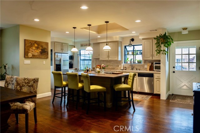 Front Image Thumbnail for CRDW26067481