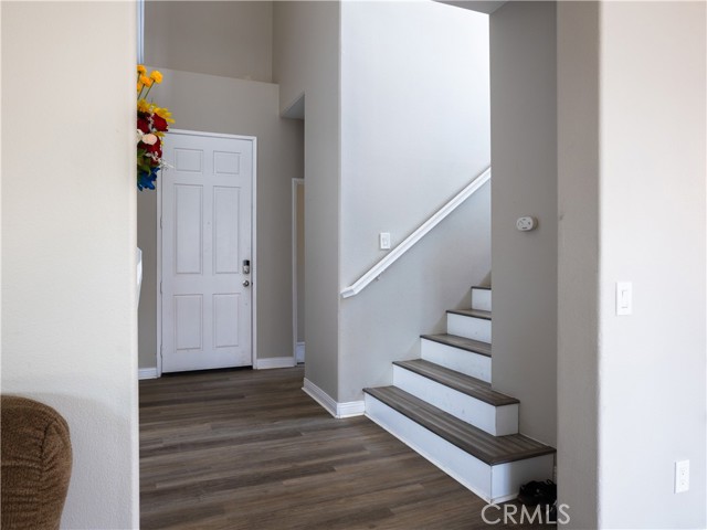 1870 Rosemont Circle, San Jacinto CA: https://media.crmls.org/medias/35018f8d-4bef-43c7-b29c-e0b6ea35f91b.jpg