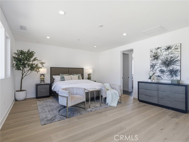 Detail Gallery Image 30 of 48 For 22849 W Seaqua Cir, Chatsworth,  CA 91311 - 6 Beds | 6/1 Baths