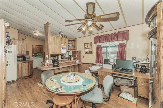 Image 8 of 41 For 17423 Bluewater Bay Lane