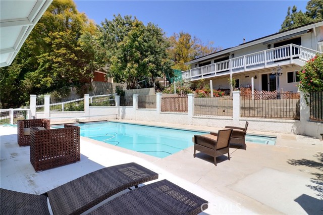 2243 Feather Rock Road, Diamond Bar CA: https://media.crmls.org/medias/35040cf6-3596-496a-8a68-eb82c3e5832c.jpg