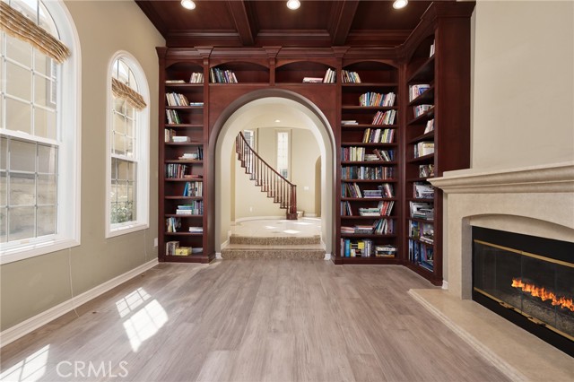 6471 Frampton Circle, Huntington Beach CA: https://media.crmls.org/medias/35047af3-1a9c-412f-882f-307d27b2412d.jpg