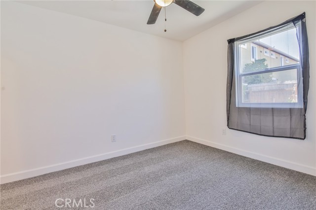 10955 S Spring Street, Los Angeles CA: https://media.crmls.org/medias/3504af7a-0a41-4876-8f33-85500664f426.jpg