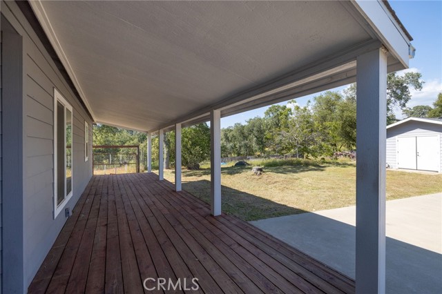 4372 Woodview Lane, Mariposa CA: https://media.crmls.org/medias/35058008-f13b-4163-8898-c8e91ff1015e.jpg