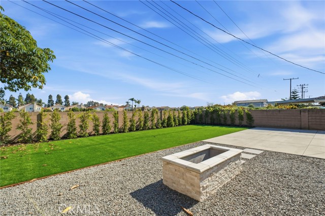 Detail Gallery Image 26 of 26 For 18584 Redwood, Fountain Valley,  CA 92708 - 3 Beds | 2/1 Baths