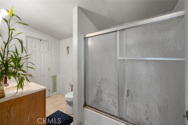 11744 Welby Way, North Hollywood CA: https://media.crmls.org/medias/3506d174-3489-4609-95a7-667f80baa998.jpg