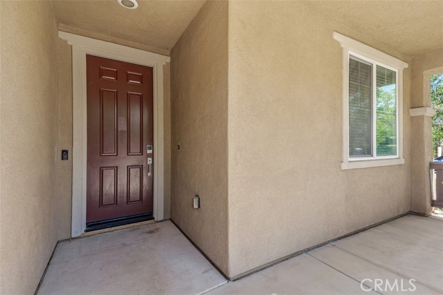 96 Luna Avenue, Beaumont CA: https://media.crmls.org/medias/3506f9de-0d40-4385-9462-6302cd2e945e.jpg