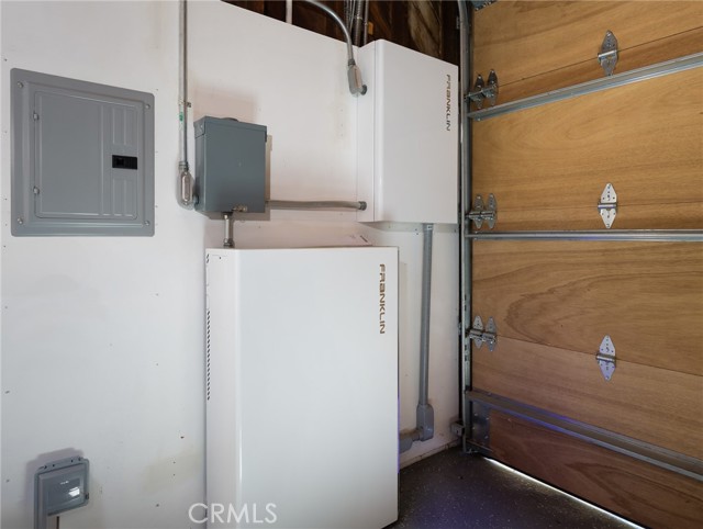 7 Cinchring Road, Rolling Hills CA: https://media.crmls.org/medias/3506fd1b-b18f-443a-a7d8-89aaad5bf2d5.jpg