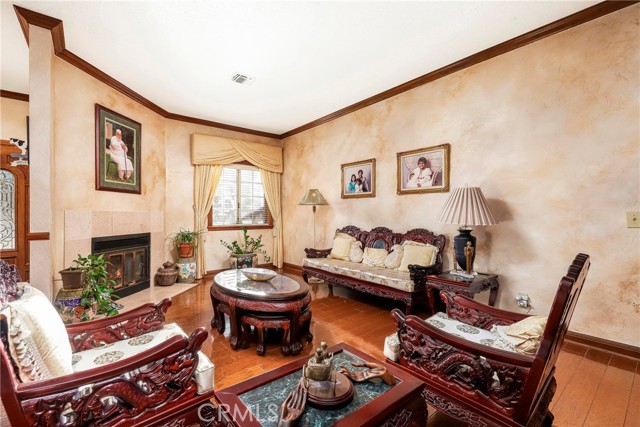 41504 Mission Drive, Palmdale CA: https://media.crmls.org/medias/3507446e-883a-4d3e-becf-1bd780357b18.jpg