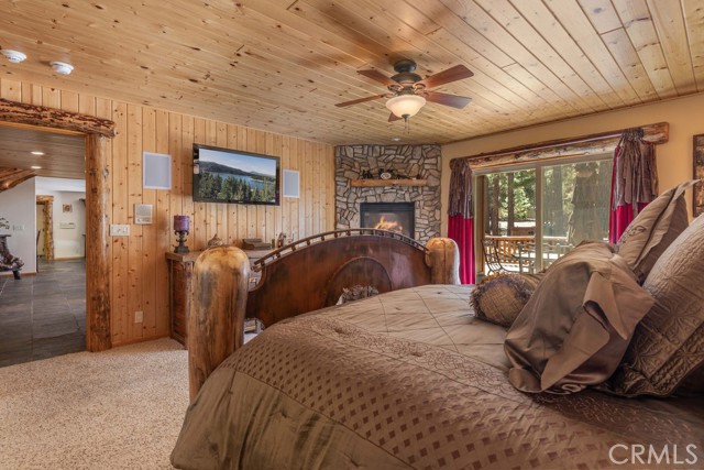 625 Cedar Glen Drive, Big Bear City CA: https://media.crmls.org/medias/3507f2fc-54c5-4b89-b090-0faaa8dff0bb.jpg