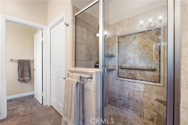 255 Puerta De Lomas, Fallbrook CA: https://media.crmls.org/medias/35090bda-596d-4e36-84eb-05965ce05990.jpg