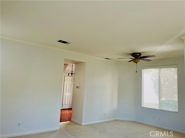 Detail Gallery Image 4 of 21 For 42155 Calabria Dr, Temecula,  CA 92591 - 4 Beds | 2/1 Baths