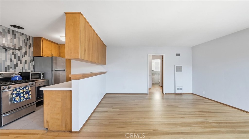 1020 E 2nd Street #10