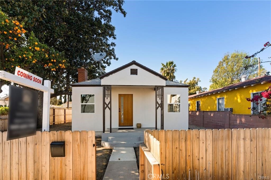 13831 Orange Street