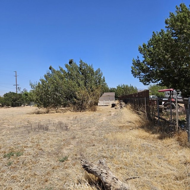 15921 Sultana Street, Hesperia CA: https://media.crmls.org/medias/350a1b50-e7e4-48f0-952f-19c2155c608a.jpg