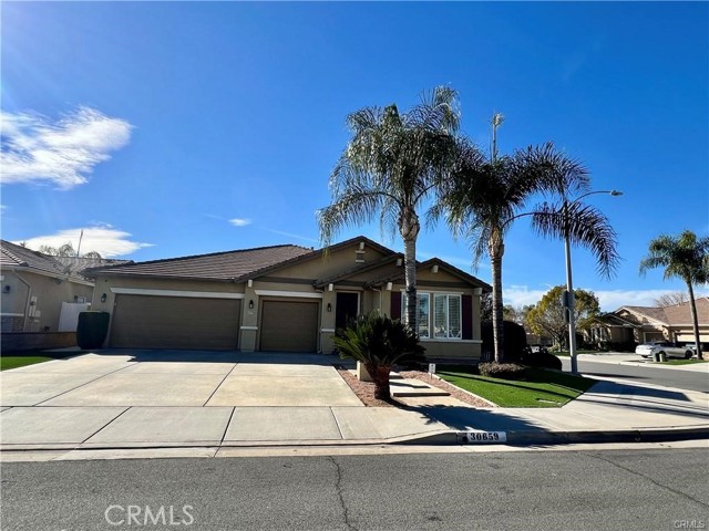 30659 Lajoe Street, Menifee CA: https://media.crmls.org/medias/350a28f6-08e4-476b-9257-add8ab3f2042.jpg