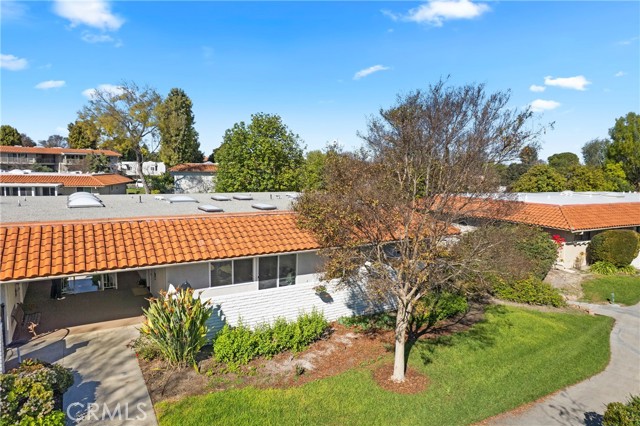 Detail Gallery Image 28 of 32 For 2046 via Mariposa E Unit P, Laguna Woods,  CA 92637 - 2 Beds | 2 Baths