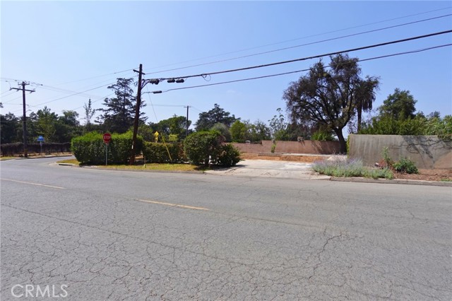 287 287 E Calaveras, Altadena CA: https://media.crmls.org/medias/350b3475-69b9-4b2b-9e01-1b136c73cff3.jpg