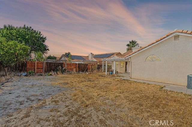2121 Begonia Court, Hemet CA: https://media.crmls.org/medias/350b918b-8876-4f3b-9b0e-8db4059c216c.jpg