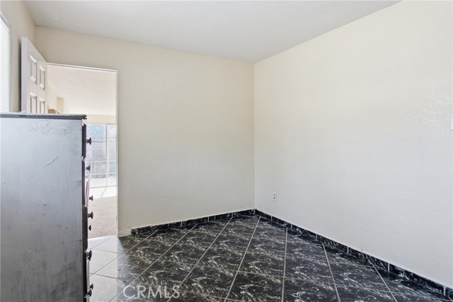 Detail Gallery Image 7 of 36 For 481 20th St, San Bernardino,  CA 92405 - 2 Beds | 2 Baths