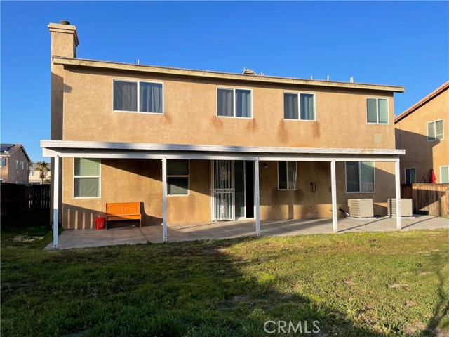 Detail Gallery Image 11 of 12 For 13849 Bluegrass, Victorville,  CA 92392 - 5 Beds | 4 Baths