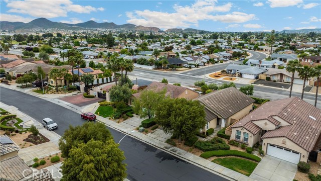 26253 Desert Rose Lane, Menifee CA: https://media.crmls.org/medias/350dbfa9-a454-4228-8610-0d201df09060.jpg