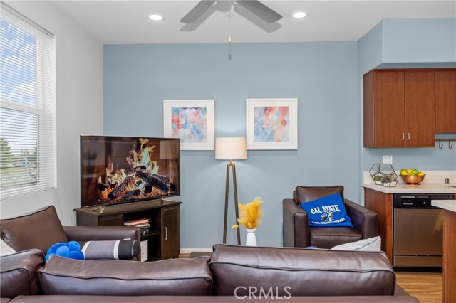 1831 Northpark Boulevard, San Bernardino CA: https://media.crmls.org/medias/350e444f-1afe-4aa4-a9ea-afd92df744ea.jpg