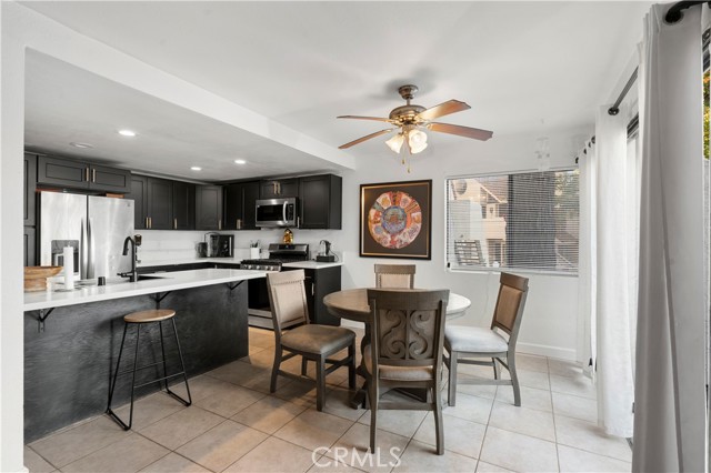 Detail Gallery Image 10 of 32 For 313 N Melrose, Vista,  CA 92083 - 2 Beds | 2 Baths