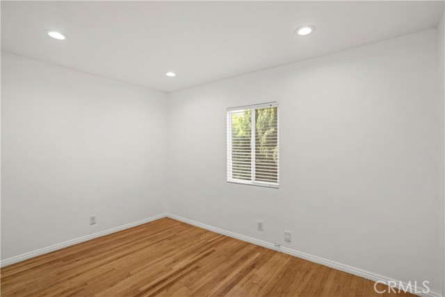 Detail Gallery Image 12 of 29 For 300 W Hillsdale, Inglewood,  CA 90302 - – Beds | – Baths