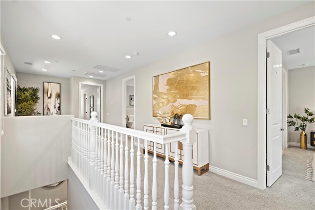 206 Phoebe, Irvine CA: https://media.crmls.org/medias/350ff6ce-cddb-48a8-8c72-78939369047e.jpg