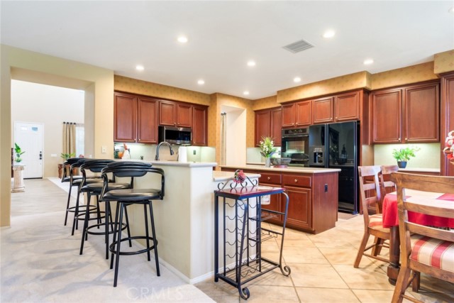 Detail Gallery Image 12 of 36 For 2967 Mangular, Corona,  CA 92882 - 5 Beds | 3 Baths