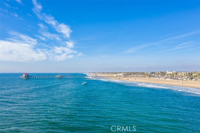 Detail Gallery Image 34 of 37 For 200 Pacific Coast Hwy #320,  Huntington Beach,  CA 92648 - 2 Beds | 2 Baths