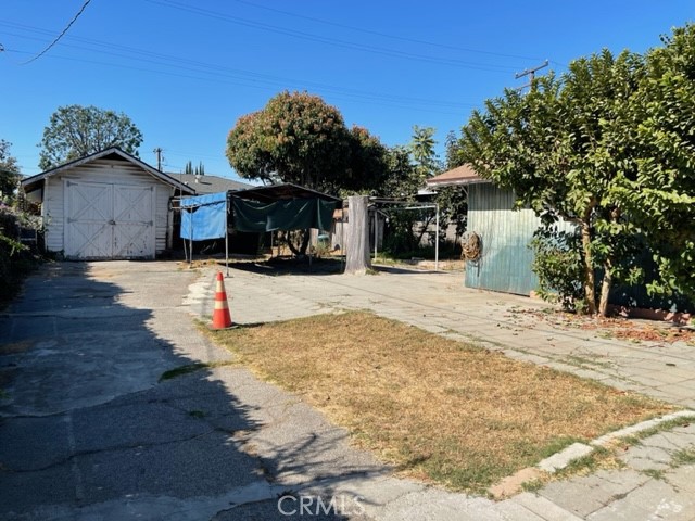 Detail Gallery Image 14 of 15 For 425 S 5th St, Alhambra,  CA 91801 - 4 Beds | 2 Baths