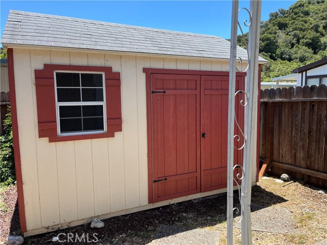 Detail Gallery Image 13 of 15 For 1020 Ilene Dr, San Luis Obispo,  CA 93405 - 2 Beds | 2 Baths