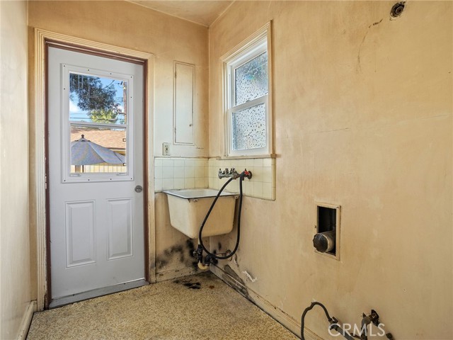 Detail Gallery Image 23 of 44 For 207 W Ash Ave, Burbank,  CA 91502 - 2 Beds | 1 Baths
