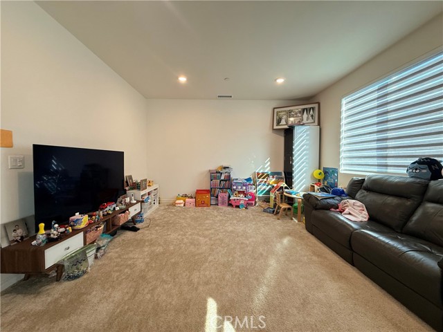 Detail Gallery Image 8 of 23 For 2720 Kelley, Fullerton,  CA 92835 - 3 Beds | 2/1 Baths