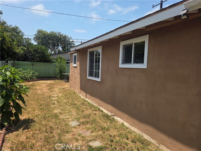 2624 W Cherry Avenue, Fullerton CA: https://media.crmls.org/medias/35121691-5b8b-4eca-9c1a-a810b890c73d.jpg