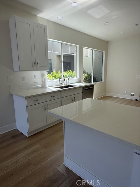 Detail Gallery Image 3 of 28 For 38 Sobrante, Aliso Viejo,  CA 92656 - 2 Beds | 2/1 Baths