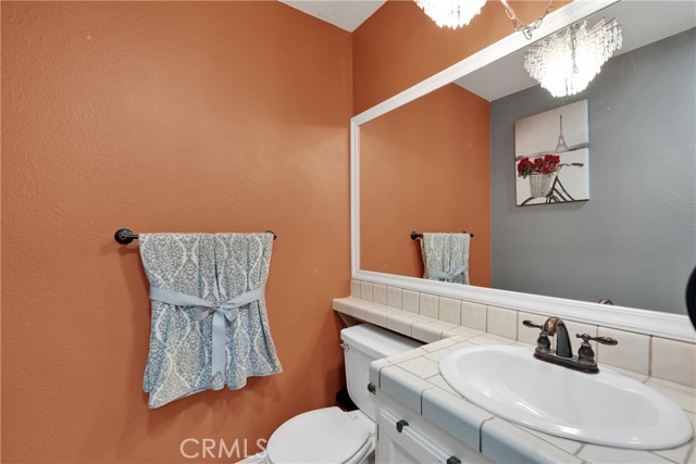 Detail Gallery Image 19 of 41 For 19229 Elm Dr, Apple Valley,  CA 92308 - 2 Beds | 1/1 Baths