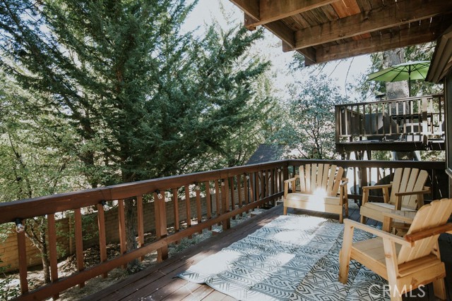 Detail Gallery Image 3 of 41 For 2352 Pine Dr, Arrowbear,  CA 92382 - 3 Beds | 2 Baths